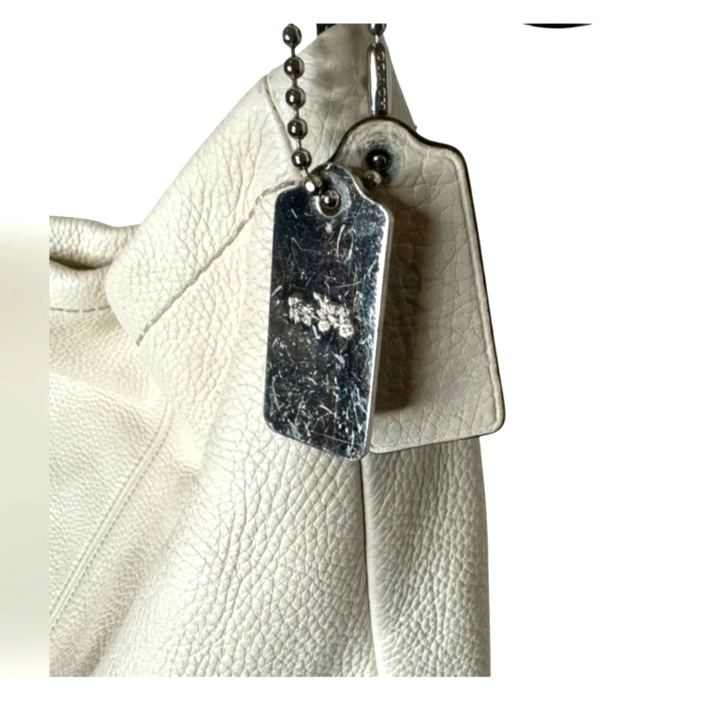 Coach Creme White Shoulder Crossbody Hobo Style Large Bag Previously Lov… - Picture 4 of 15